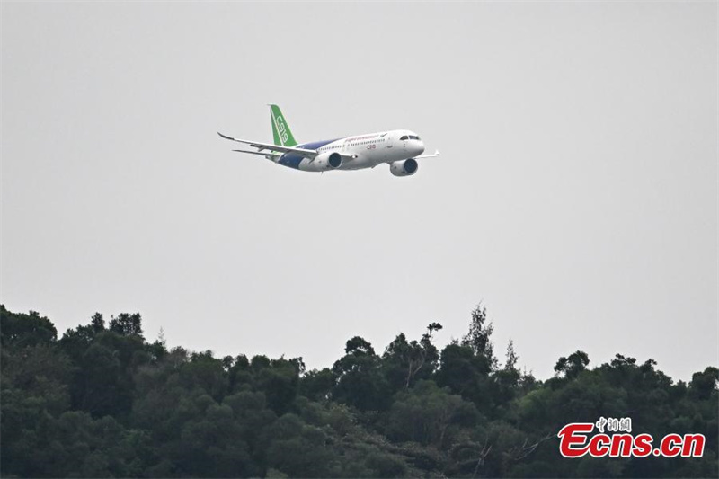 C919, newly-coated AG600M make debut at Airshow China 2022