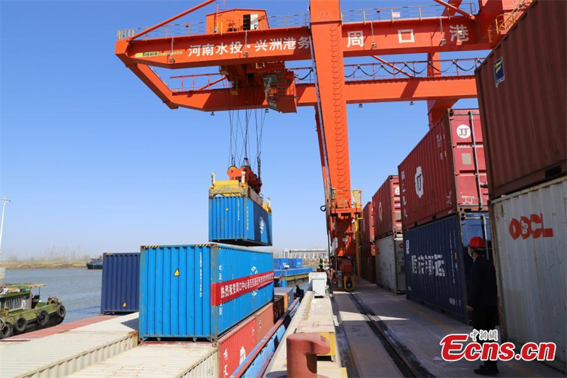 Η επαρχ?α Χ?ναν εγκαινι?ζει ν?α εμπορευματικ? διαδρομ? προ? το Μα??μι