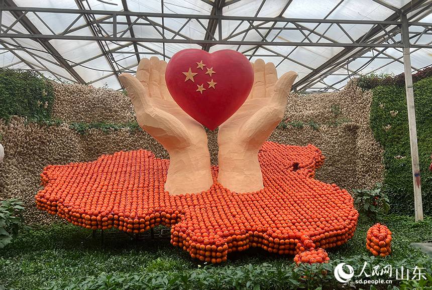 Περισσ?τερε? απ? 2.000 ποικιλ?ε? λαχανικ?ν εκτ?θηκαν?στην ?κθεση Λαχανικ?ν Σοουγκου?νγκ