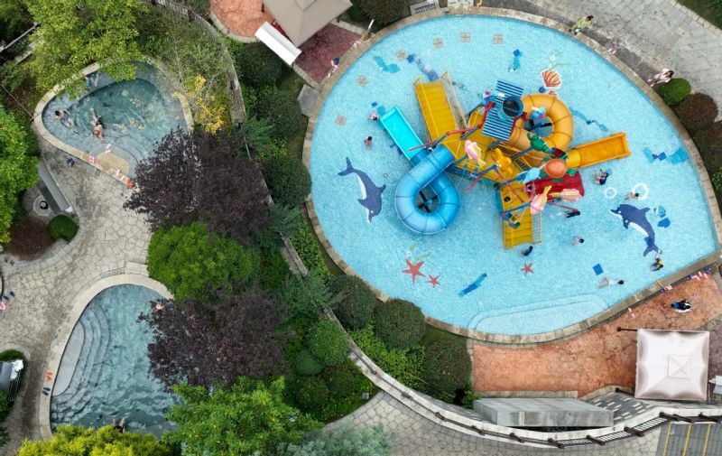 Η καταναλωτικ? αγορ? τη? Κ?να?