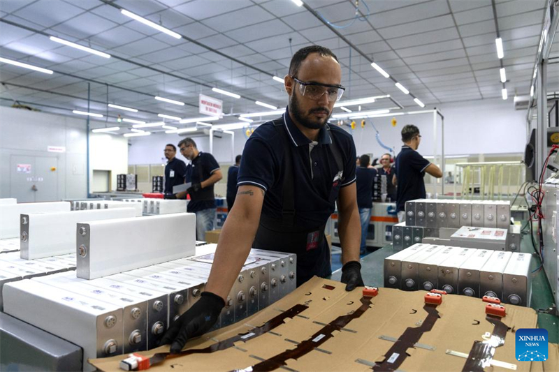 Μια ματι? στο εργοστ?σιο μπαταρι?ν τη? εταιρε?α? BYD στη Βραζιλ?α