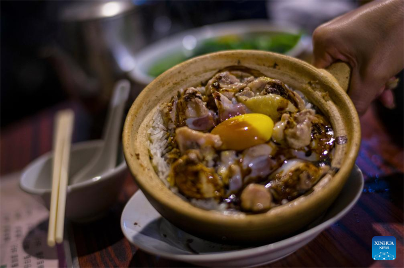 [Φωτορεπορτ?ζ] Λαχταριστ? street-food απ? στι? γειτονι?? του Μακ?ο