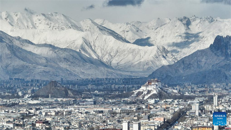 Τοπ?ο χιονιο? στη Λ?σα στην Αυτ?νομη Περιφ?ρεια Σιτζ?νγκ